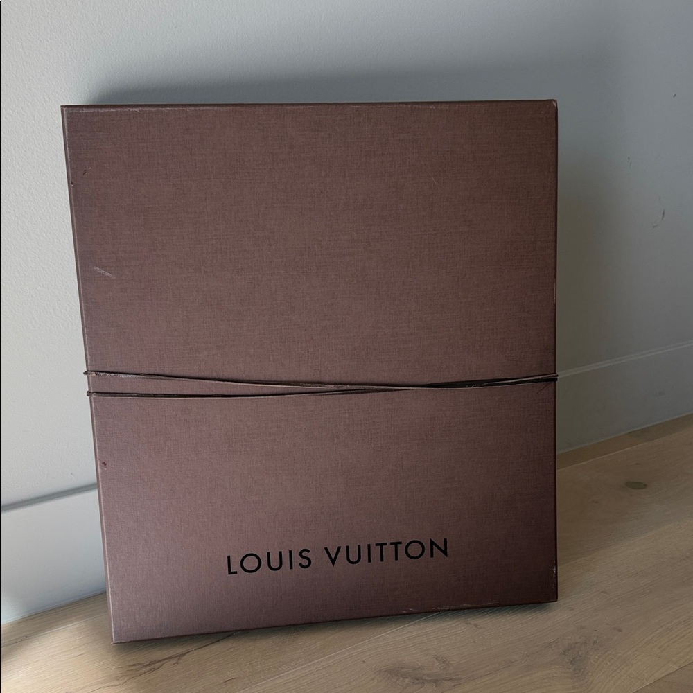 Louis Vuitton Chocolate Brown Gift Box